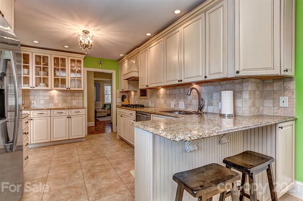 2433 Chesterfield Avenue Charlotte NC 28205
