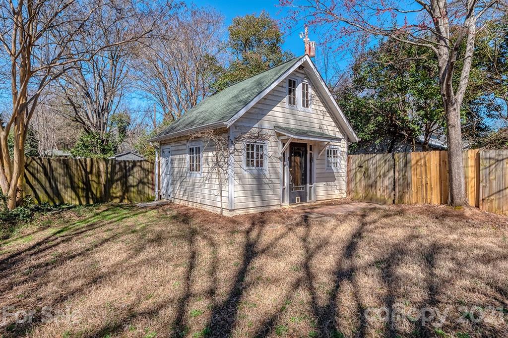 2433 Chesterfield Avenue Charlotte NC 28205