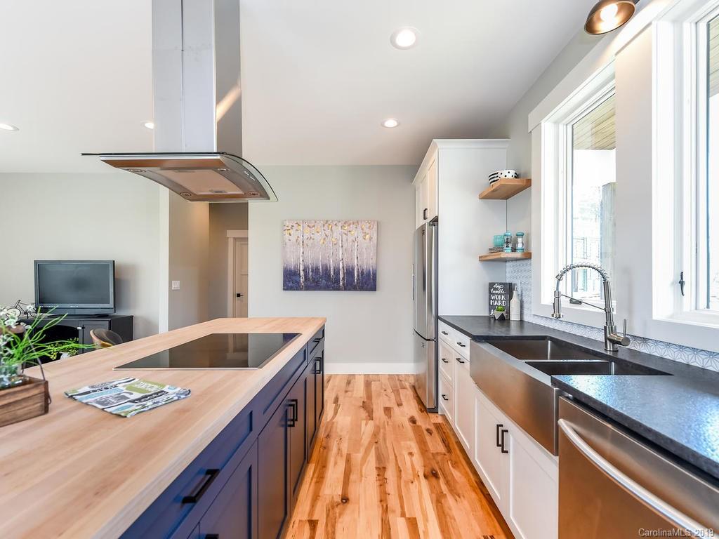 36 Malvern Walk Asheville NC 28806