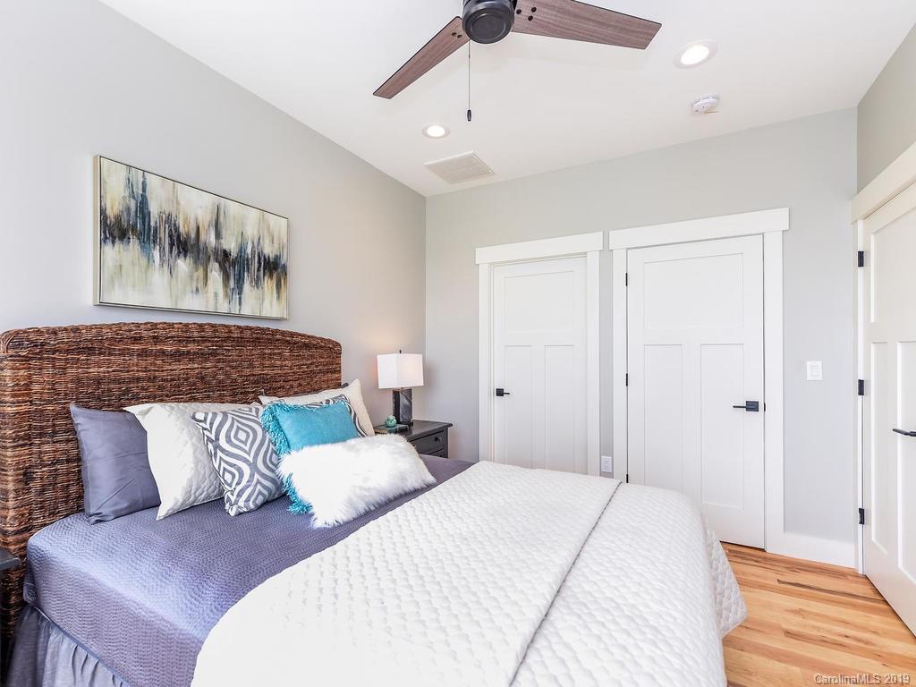 36 Malvern Walk Asheville NC 28806