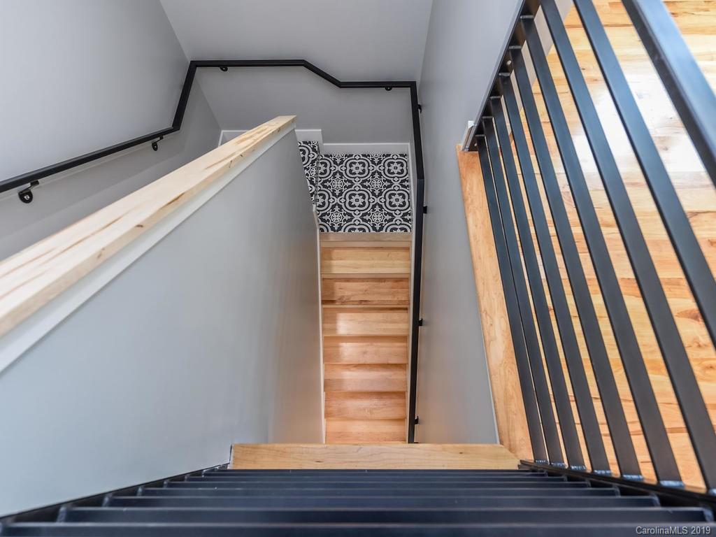 36 Malvern Walk Asheville NC 28806