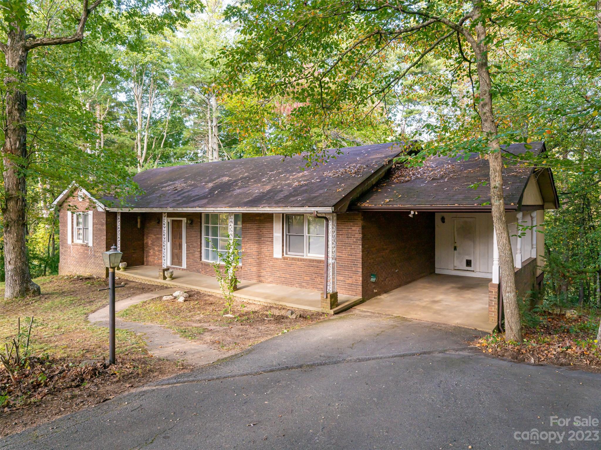17 Lance Road Asheville NC 28803