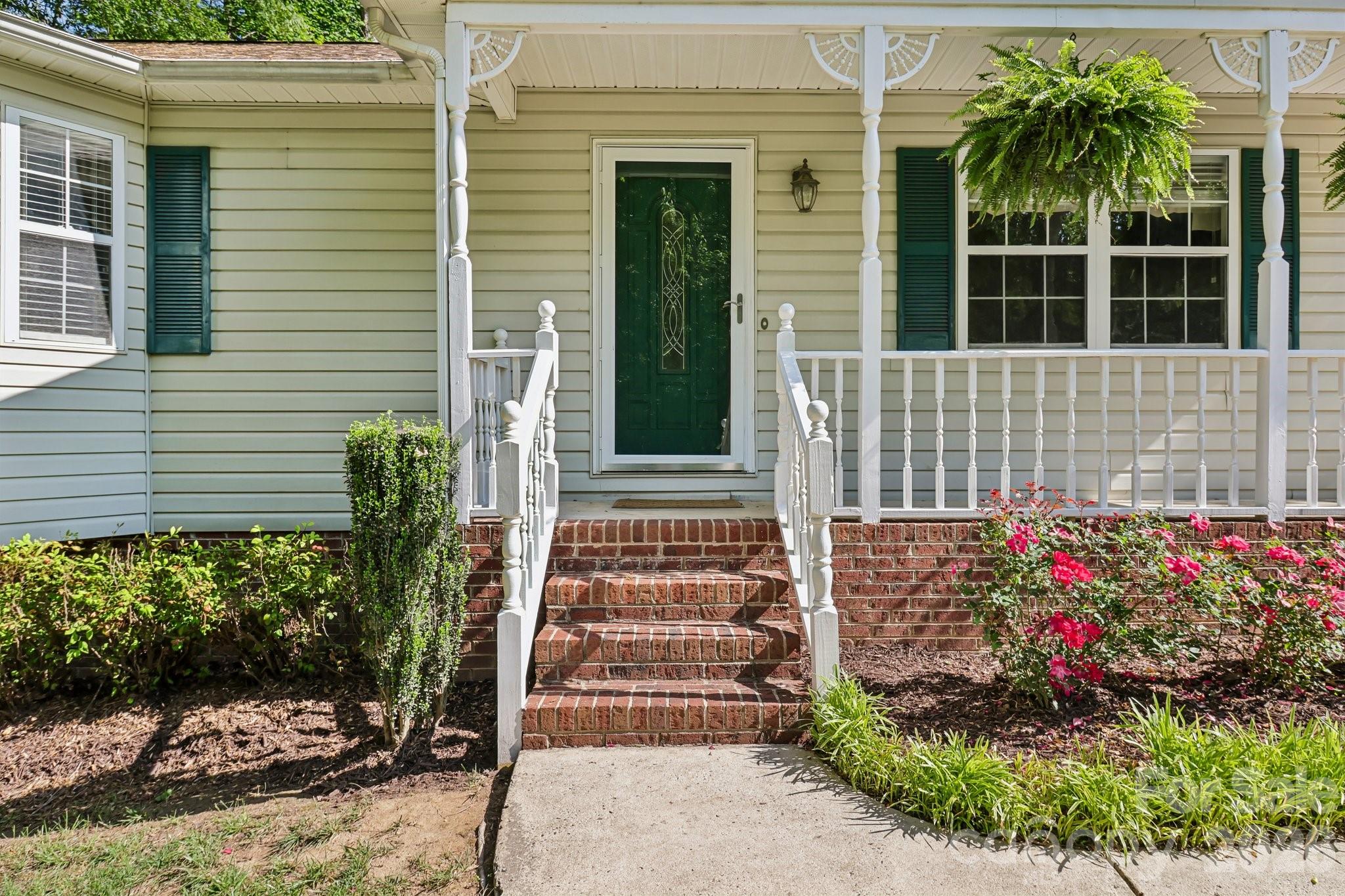 144 Mills Forest Lane Mooresville NC 28117