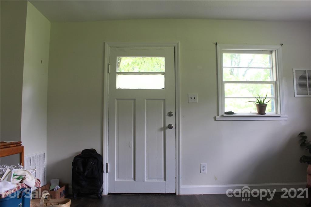 251 Monte Vista Road Candler NC 28715