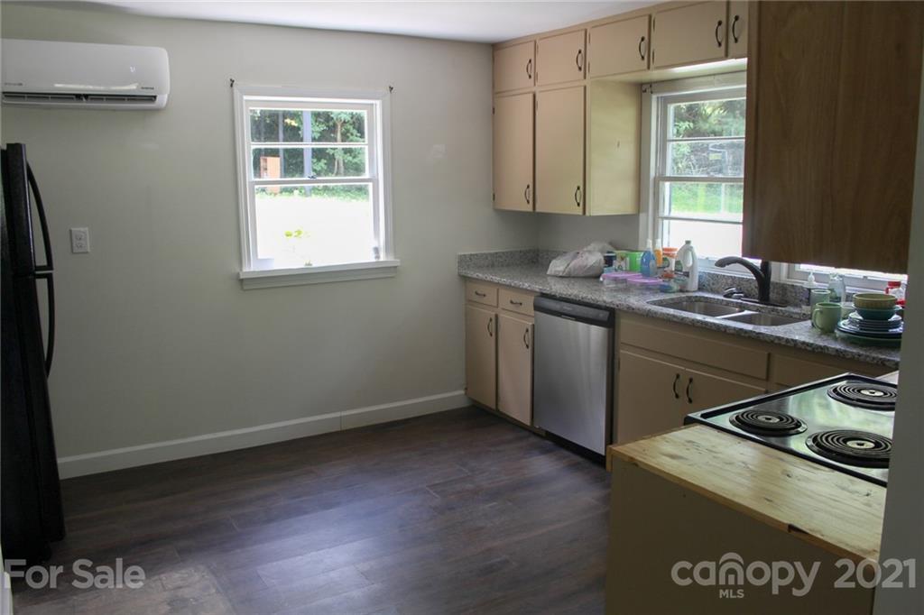 251 Monte Vista Road Candler NC 28715