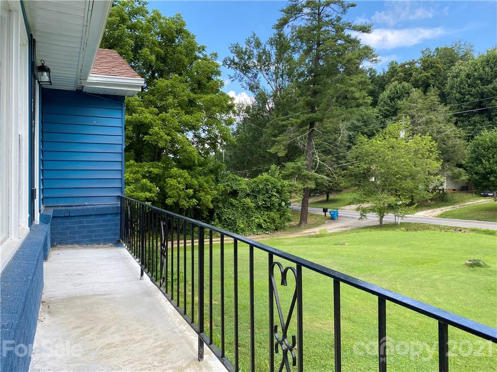 251 Monte Vista Road Candler NC 28715