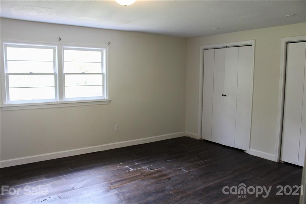 251 Monte Vista Road Candler NC 28715