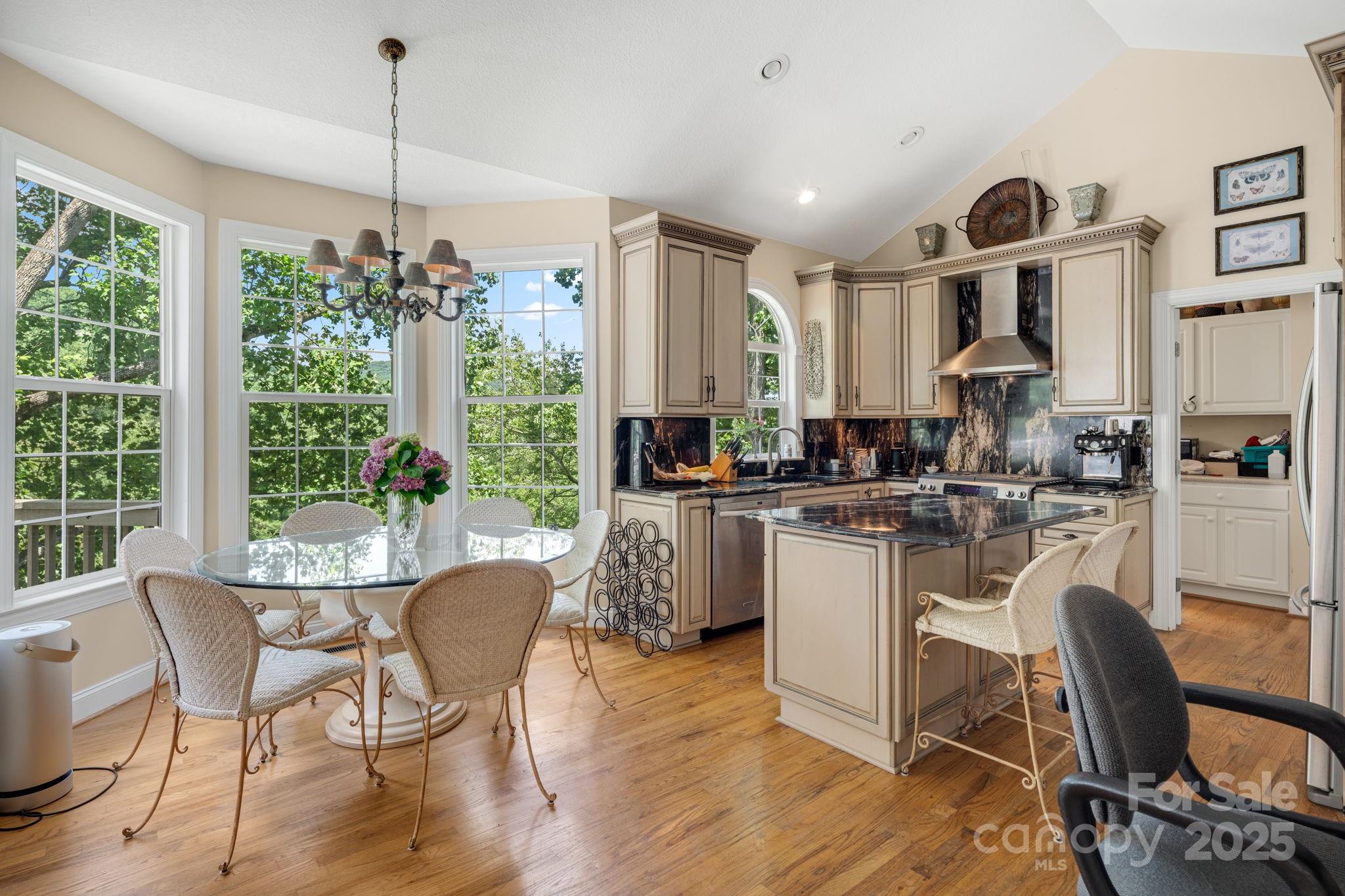 107 Poppy Lane Asheville NC 28803