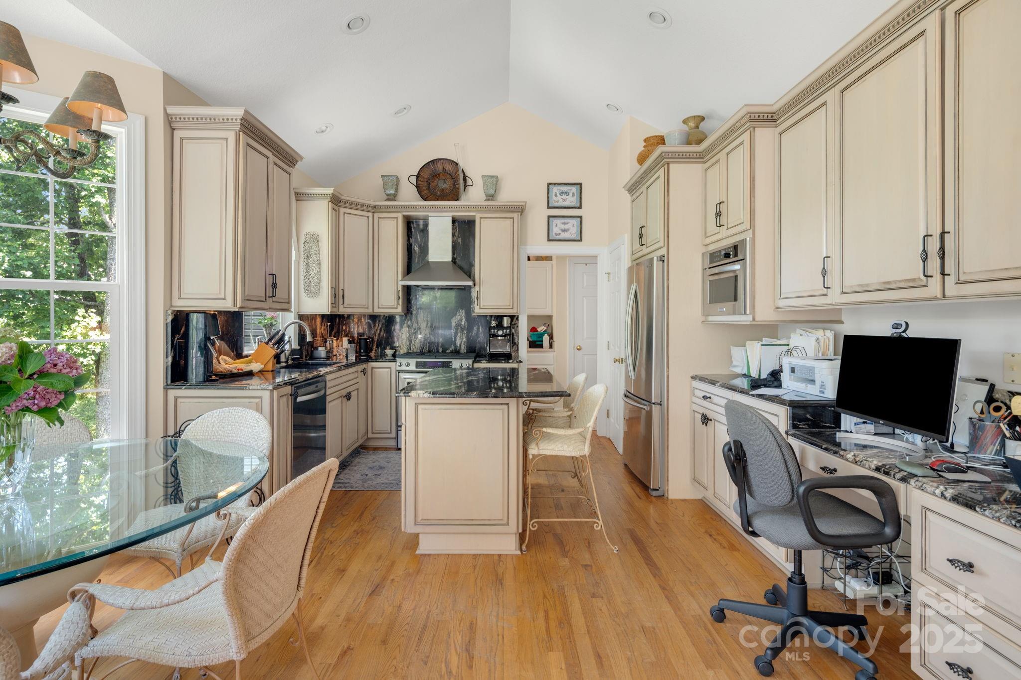 107 Poppy Lane Asheville NC 28803