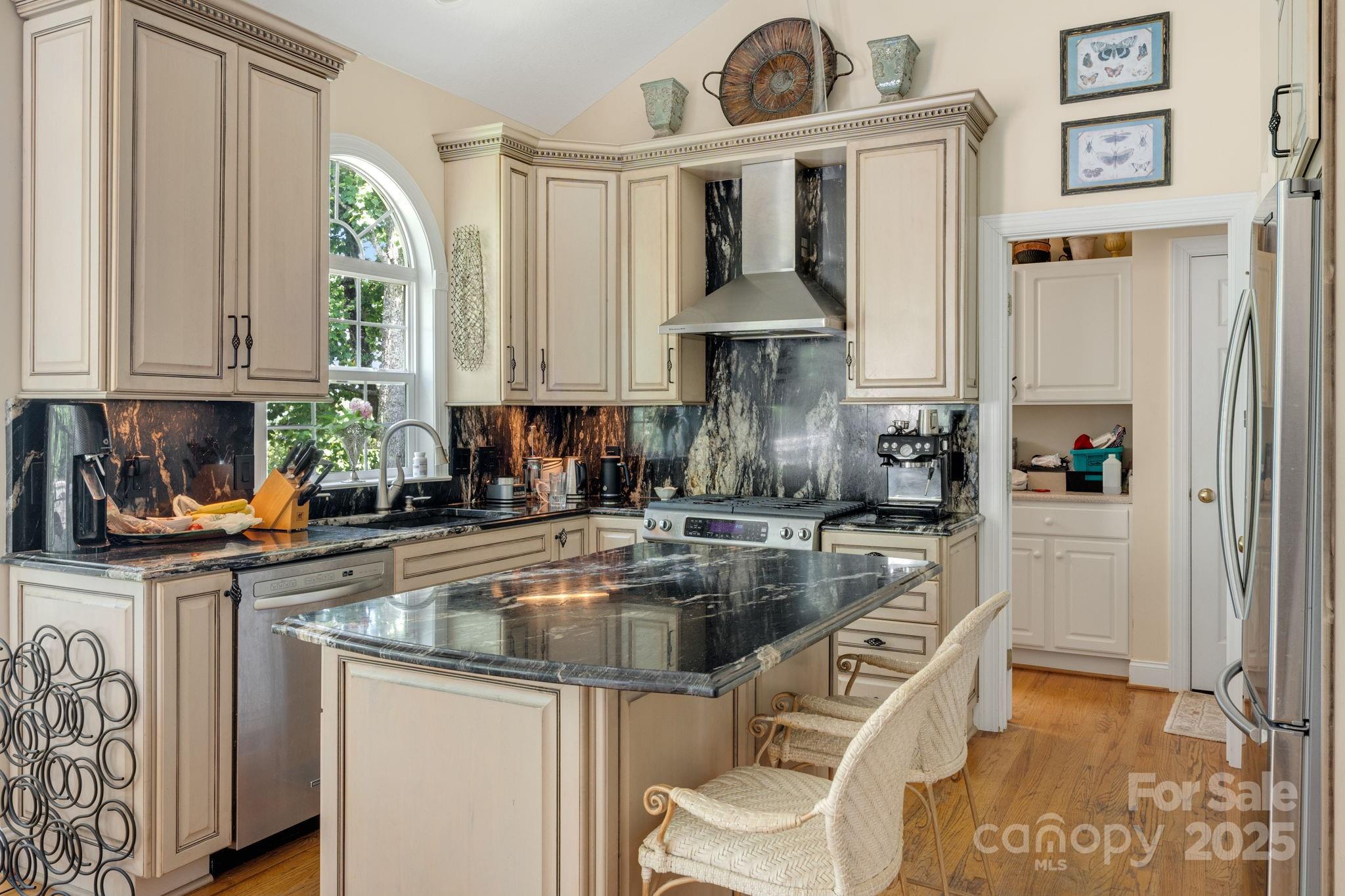 107 Poppy Lane Asheville NC 28803