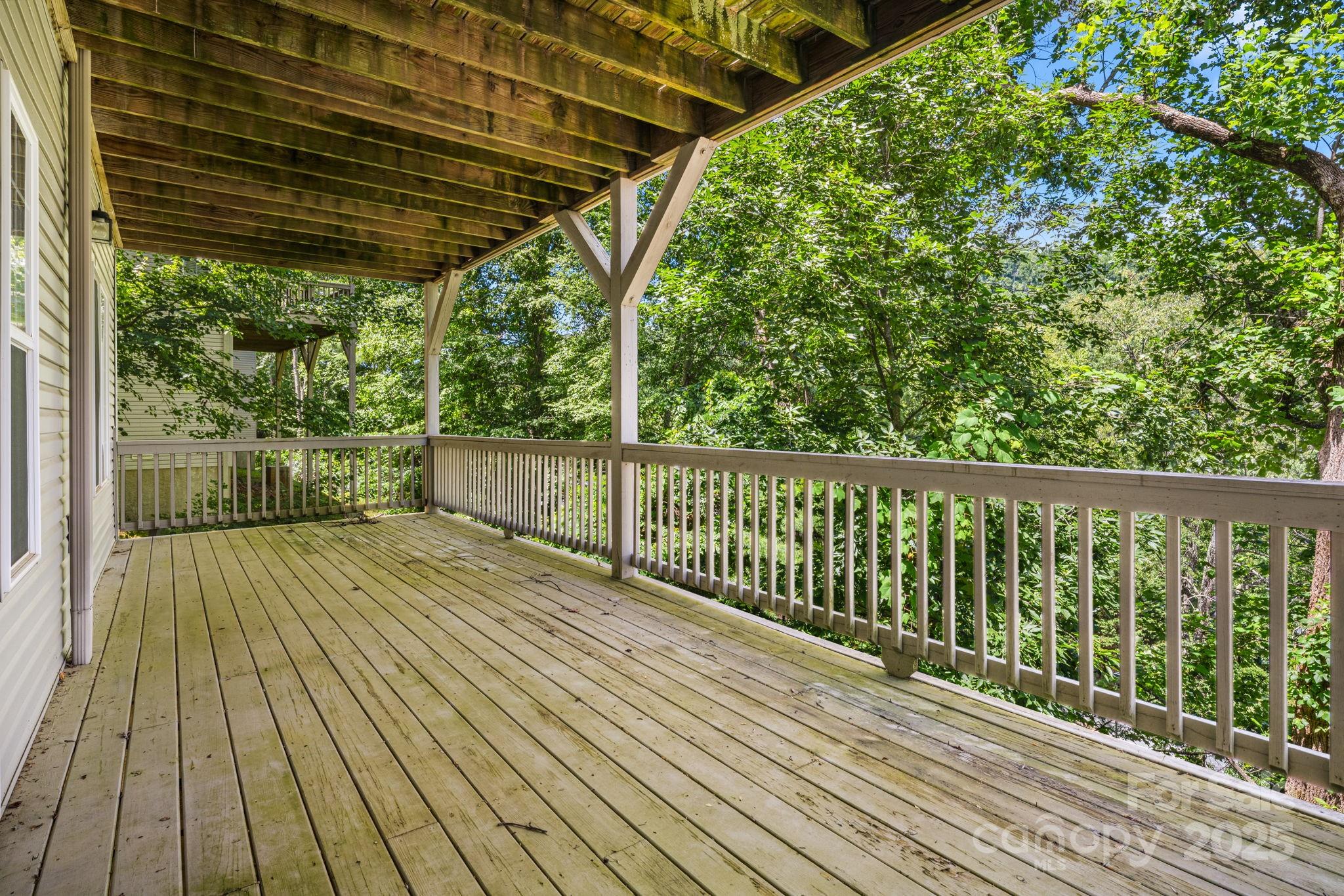 107 Poppy Lane Asheville NC 28803