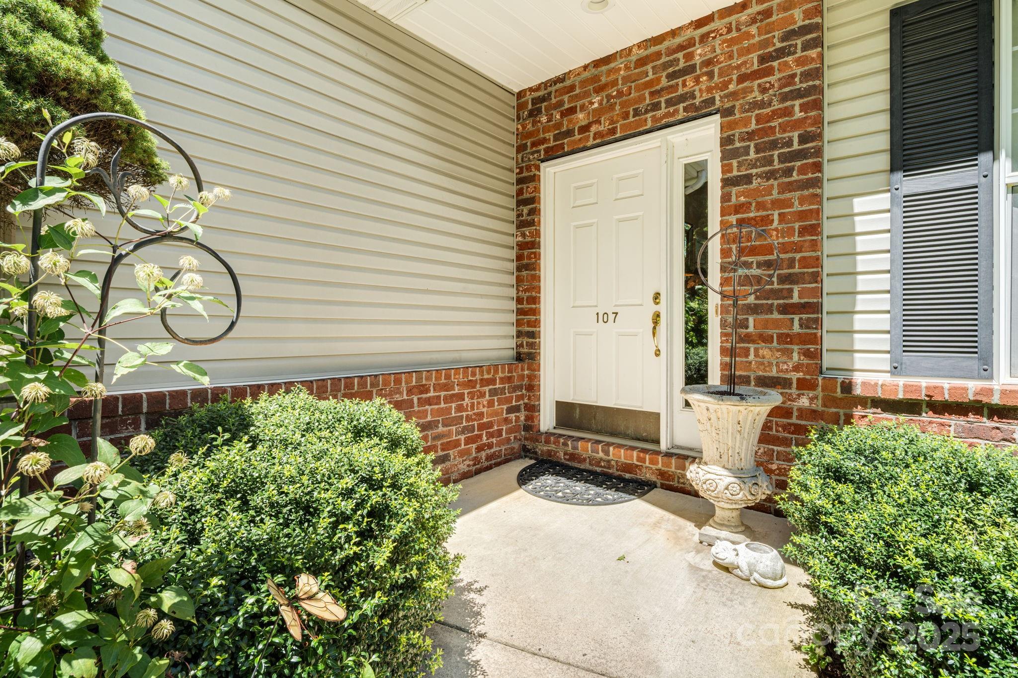 107 Poppy Lane Asheville NC 28803