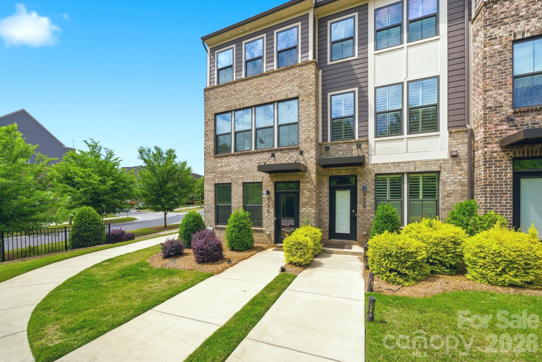 804 Broad River Lane Charlotte NC 28211