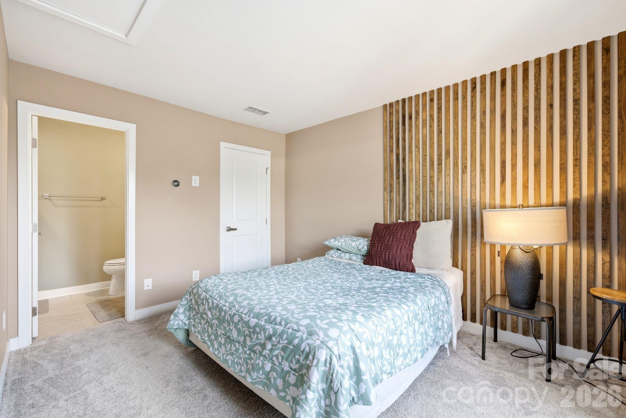 804 Broad River Lane Charlotte NC 28211