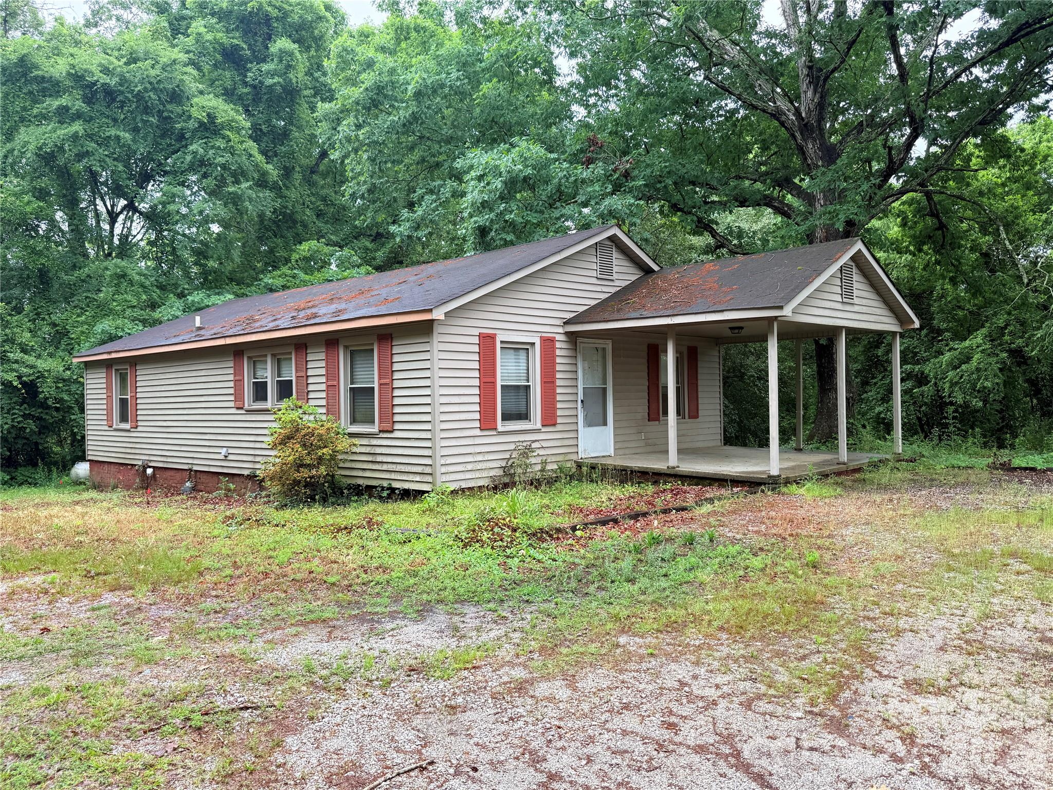 121 Travis Lane Lancaster SC 29720