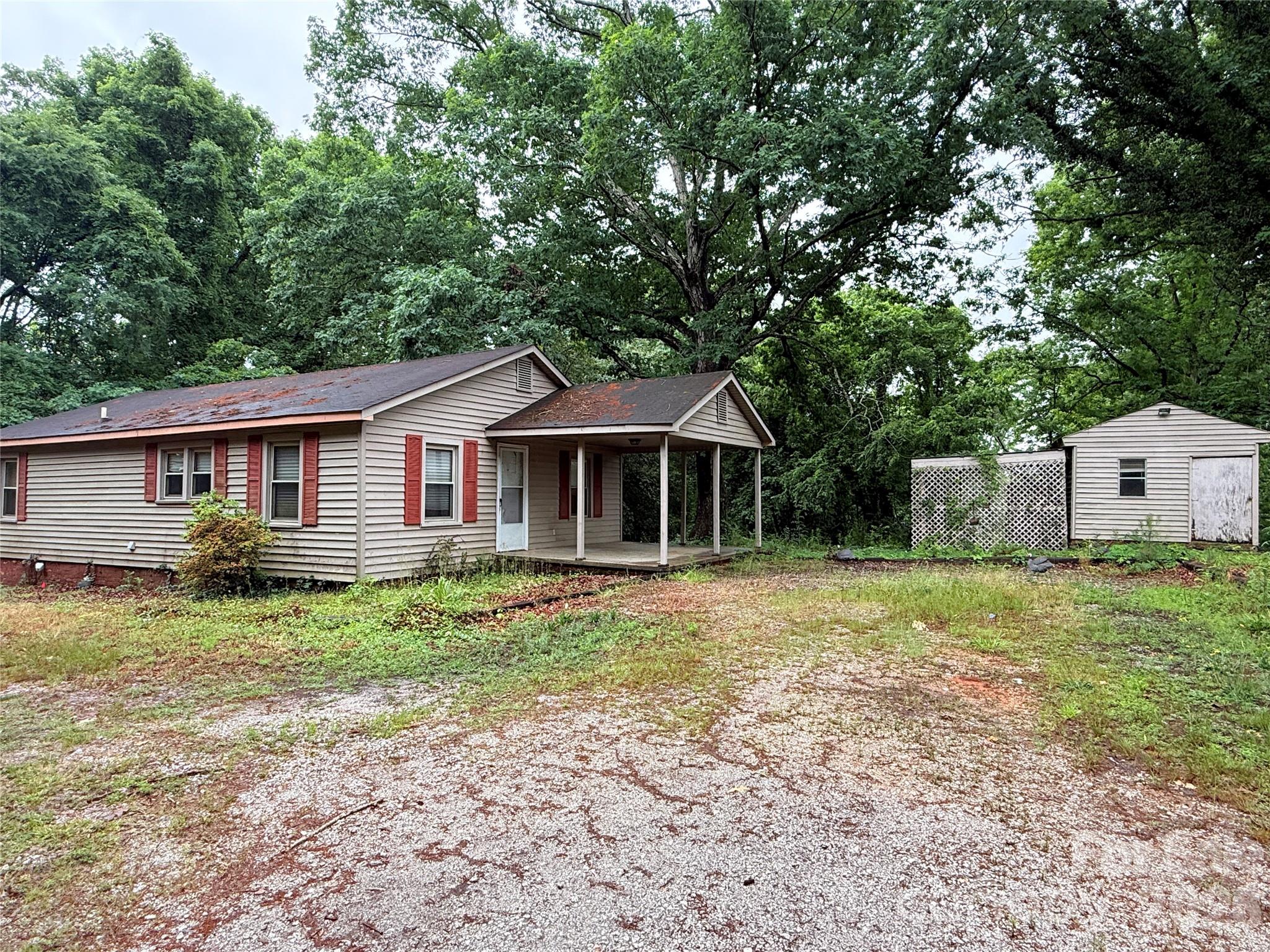 121 Travis Lane Lancaster SC 29720