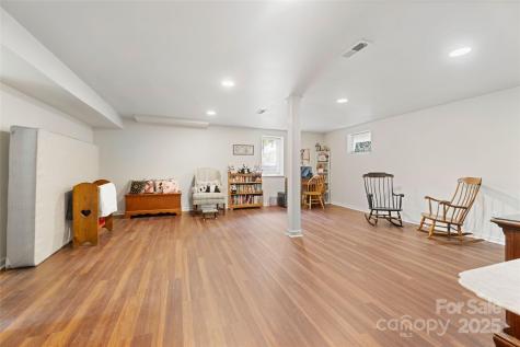 261 Forest Hill Drive Asheville NC 28803