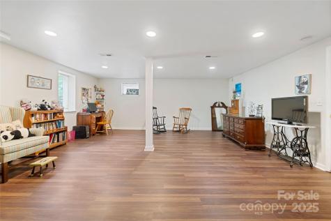 261 Forest Hill Drive Asheville NC 28803