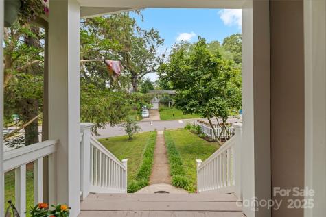 261 Forest Hill Drive Asheville NC 28803