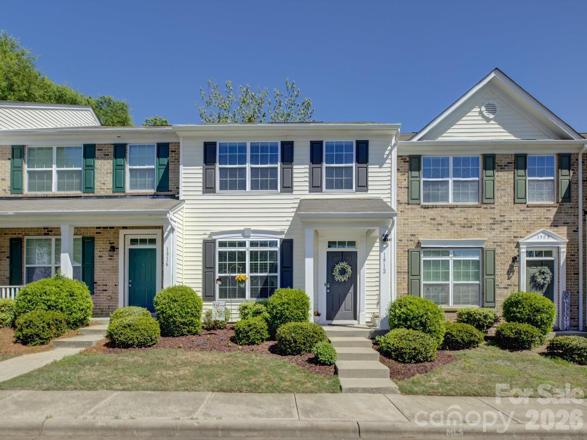 1912 Aston Mill Place Charlotte NC 28273
