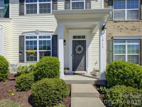 1912 Aston Mill Place Charlotte NC 28273