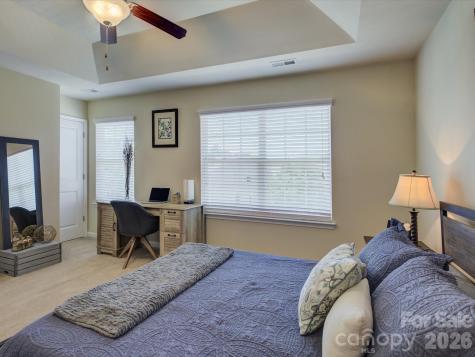 1912 Aston Mill Place Charlotte NC 28273