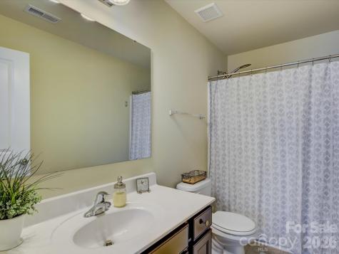 1912 Aston Mill Place Charlotte NC 28273