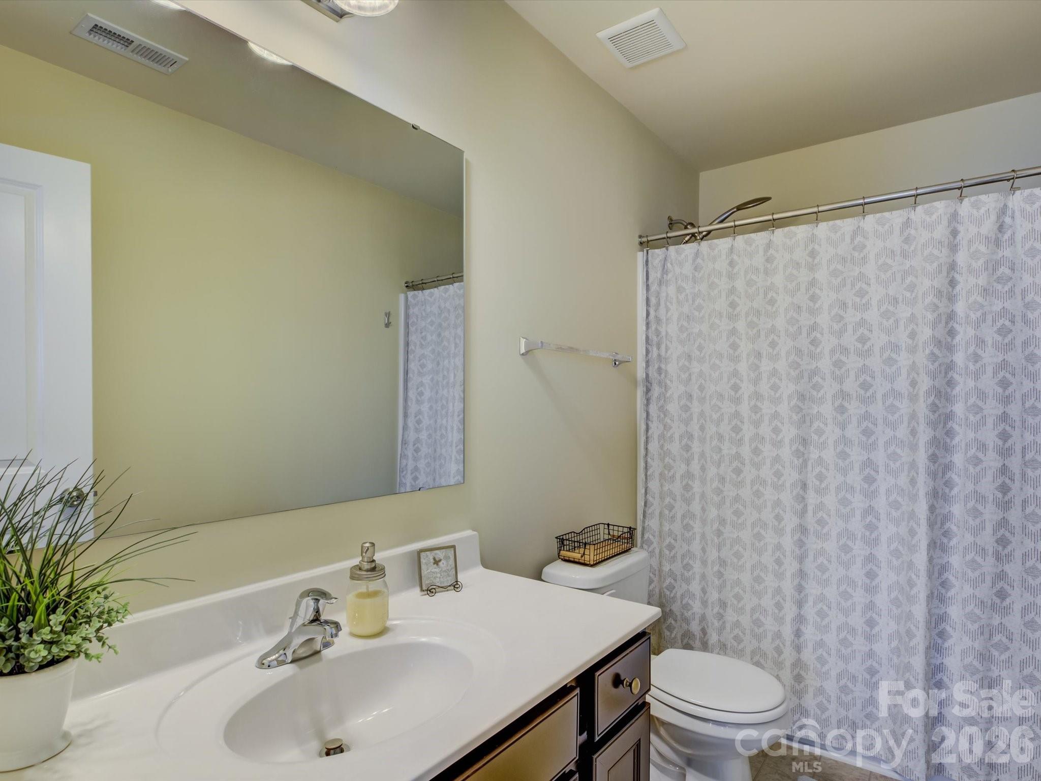 1912 Aston Mill Place Charlotte NC 28273