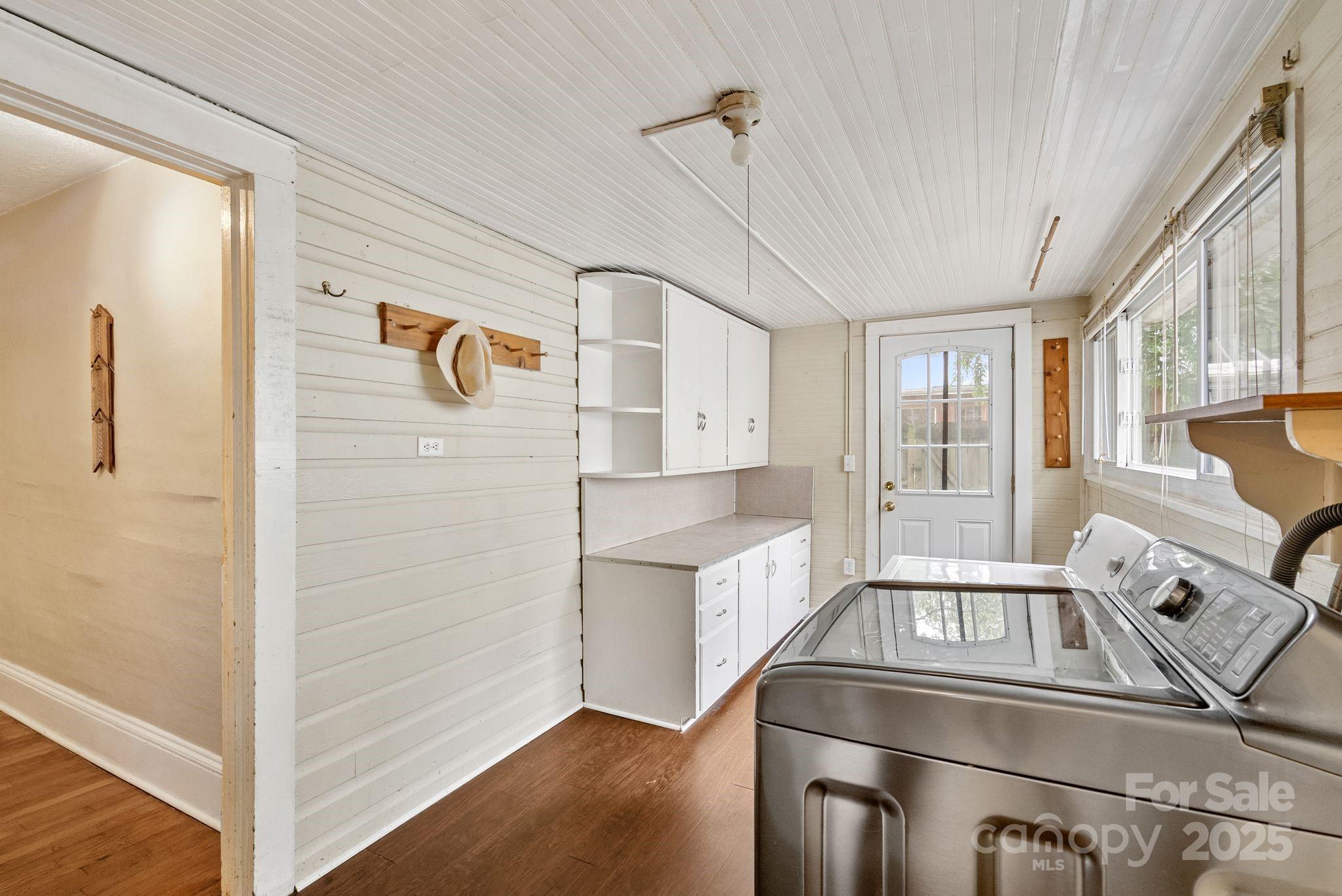 113 4th Street Black Mountain NC 28711