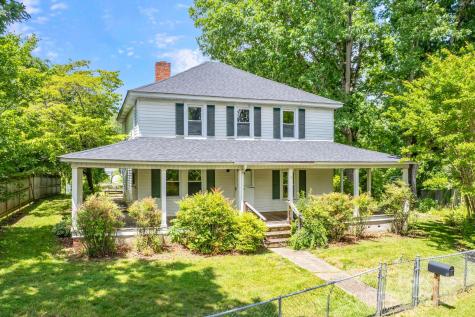 113 4th Street Black Mountain NC 28711