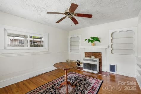 113 4th Street Black Mountain NC 28711