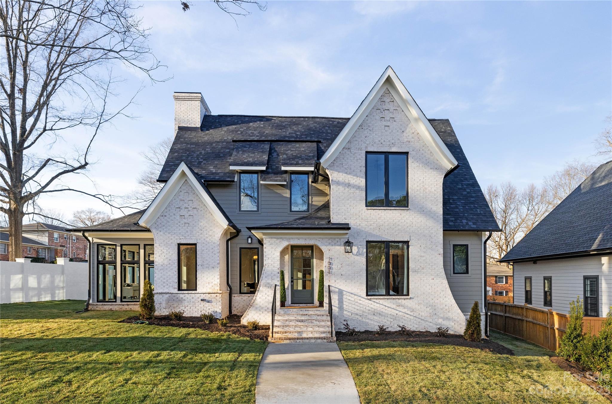1001 Goshen Place Charlotte NC 28211