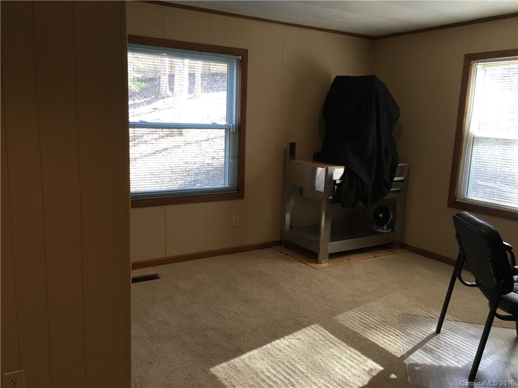 64 Mountain Site Lane Asheville NC 28803