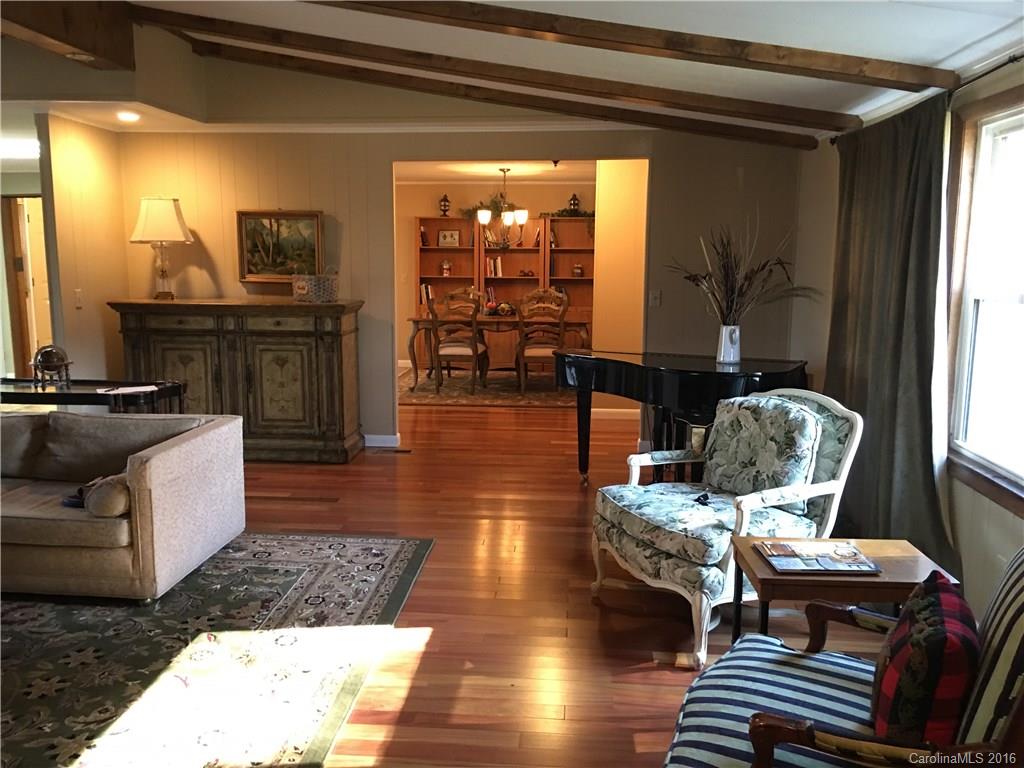 64 Mountain Site Lane Asheville NC 28803