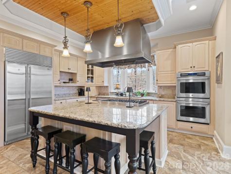 1090 N Saunders Drive Catawba NC 28609