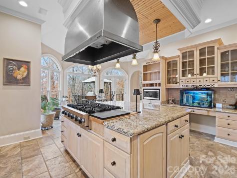 1090 N Saunders Drive Catawba NC 28609