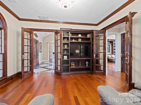 1090 N Saunders Drive Catawba NC 28609