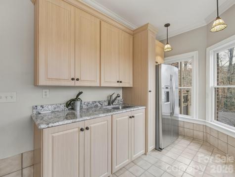 1090 N Saunders Drive Catawba NC 28609