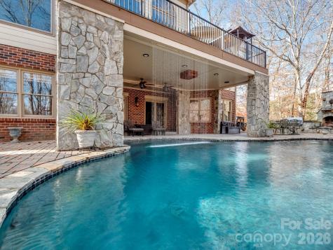 1090 N Saunders Drive Catawba NC 28609