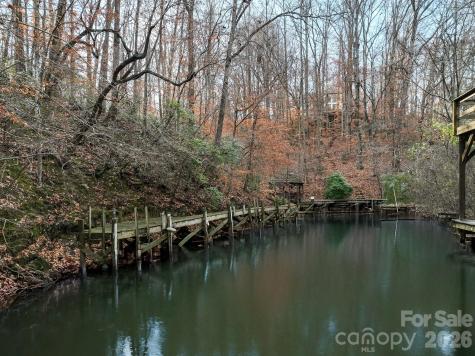 1090 N Saunders Drive Catawba NC 28609