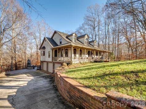 1090 N Saunders Drive Catawba NC 28609