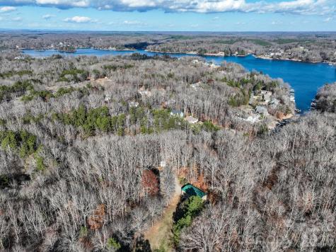 1090 N Saunders Drive Catawba NC 28609