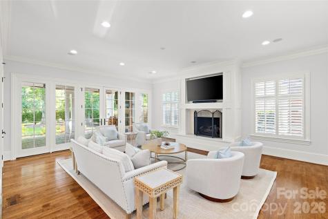 2427 Danbury Street Charlotte NC 28211