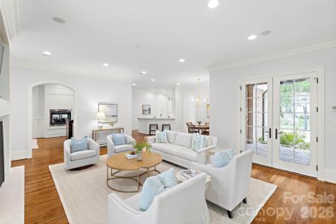 2427 Danbury Street Charlotte NC 28211