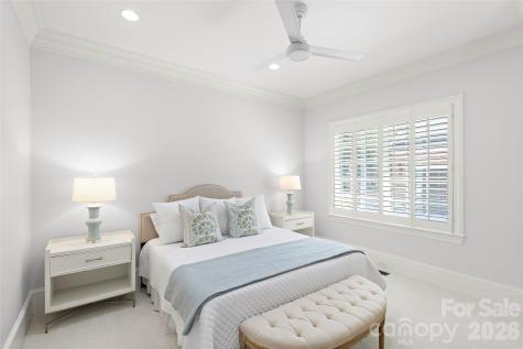 2427 Danbury Street Charlotte NC 28211