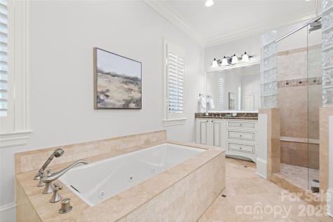 2427 Danbury Street Charlotte NC 28211