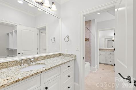 2427 Danbury Street Charlotte NC 28211