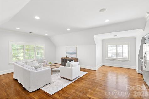 2427 Danbury Street Charlotte NC 28211