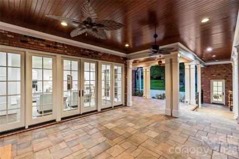 2427 Danbury Street Charlotte NC 28211