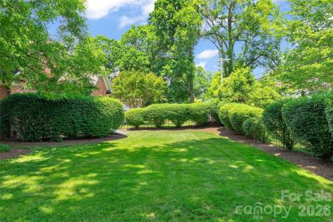 2427 Danbury Street Charlotte NC 28211